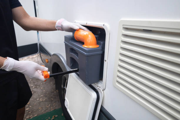 Best Portable toilet rental cost  in Newberry, MI